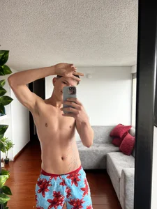 EK_DESIRE: Public ( фото)