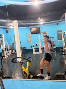 Conóceme y suscríbete de angiiig  7 Imagens