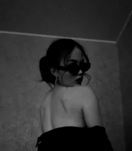 Quiet_Kathy1 A black and white movie about boobs✨ Pic 8