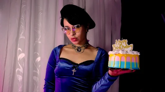 kitty_roxy Happy Birthday 2025 Pic