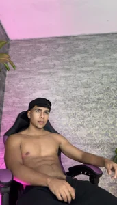 CHR58_ In my room Εικόνα 4