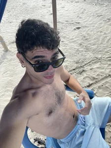 Viktor_Blad Public Poză 3