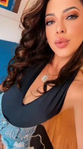 leelecarolinna Public Pic