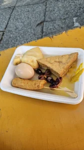 ERIKA-JP-168130 八坂神社内のおでん🍢🍢💛 Pic 2