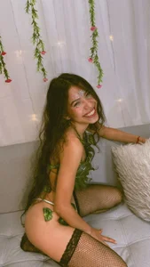 Ashlleycam_ Public Foto 2