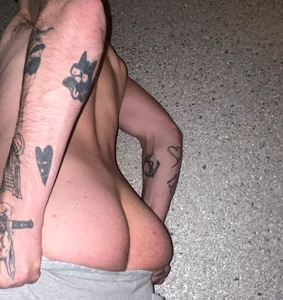 NAUGHTYSHAUDY HOTEL CONTENT Billede 4