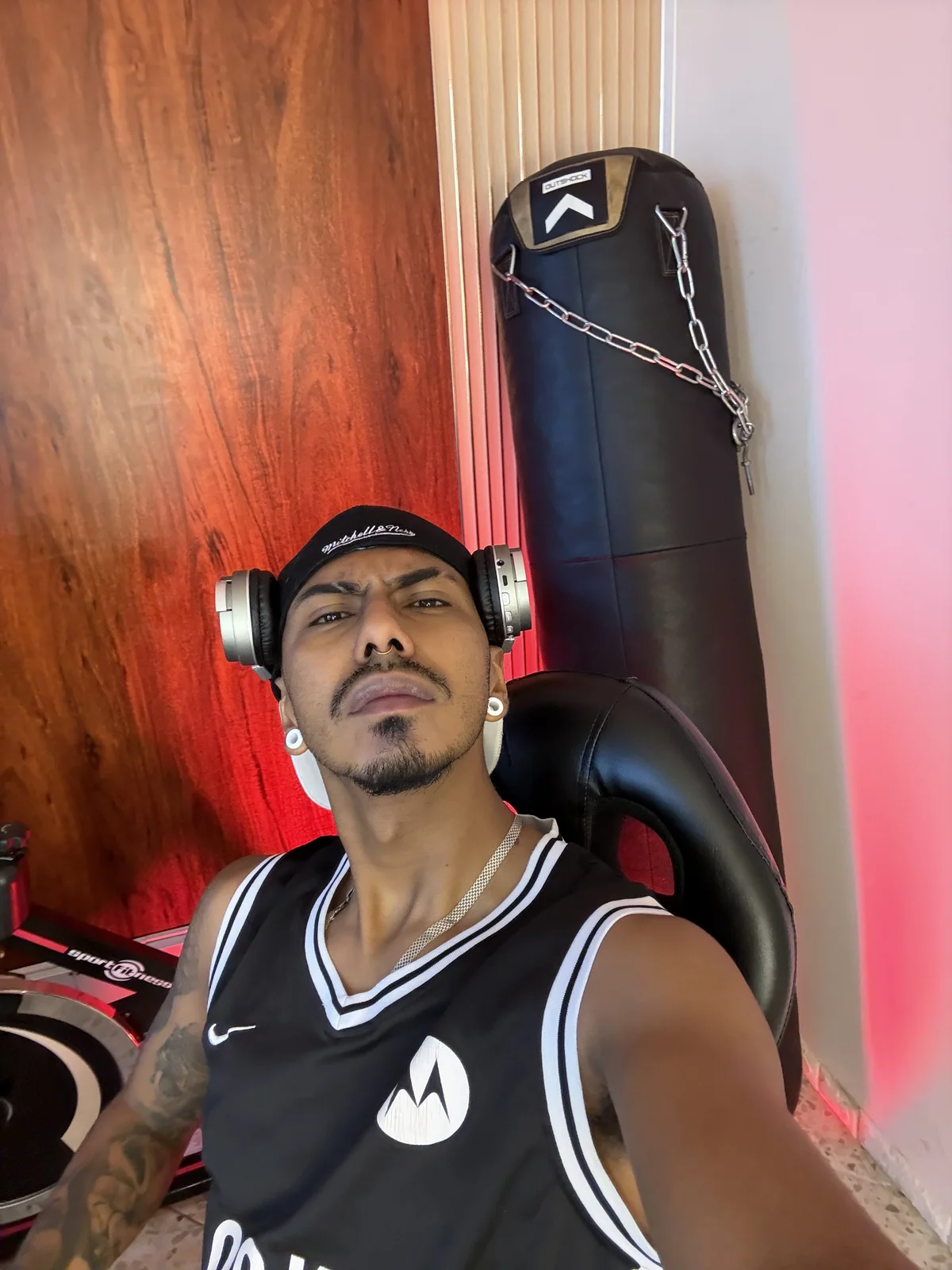 Трендове зображення  4812 Latinmoster_boss