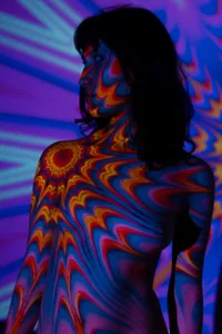 hitomi_arata Colors Pic 3