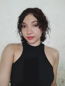 celeste_collins_ Public Pic 4