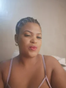 Come let me feed you with my sexy body❤️❤️ de CandyYumsAerolaX  5 Imagens