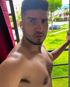 Bry de bryXonStorm  7 Imagens