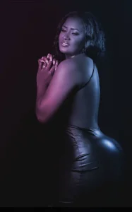 IvyEllis1 Sensual Hình 6