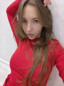 FloWkaley red dress รูป  4