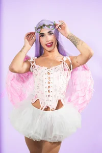 VioletMonroyTrick or Tease 🎃 Bild 4