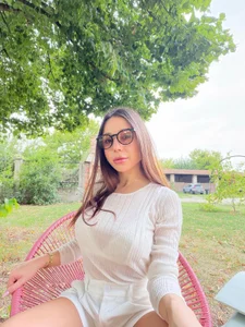 InsideMia's photo
