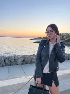 Monika_Nyx: Public ( 6 фото)