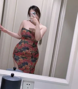 身材照 de Eva-TT  2 photos