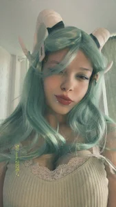 ValBae Who am I? Your dear deer 🙈😋 Pic 2