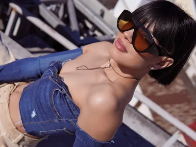 Sexy Sunglasses de AnneFaris  5 Imagens