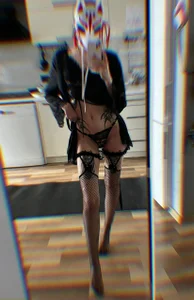 Elia_Peoniamirror图片 3