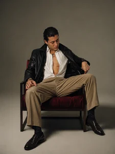 Damian_romanoff_ Elegance isn't loud. It's effortless. Pic 3