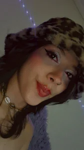 evie420_ Hi  5. fénykép