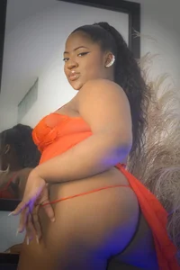 LaurenGill7 Public Pic 6