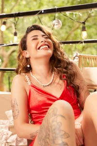 nini_love01Lace, pearls and Christmas wishes ✨🎁 Bild 2