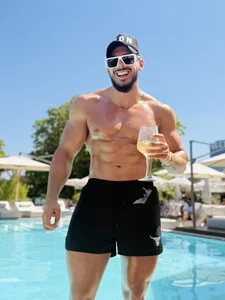 DustinKeent new 2025 summer Foto