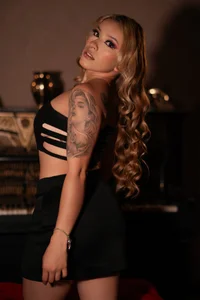 Elegant Girl 👑👠 de LexxyBunny_ Foto