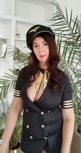 Celine_Faer1 Stewardess Immagine  3