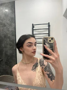 Morena_Dolceのbeigeの枚の写真