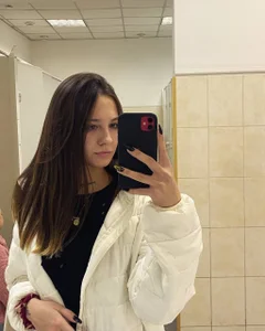 Little_cherryy__ Public Pic 3