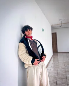 Luke_Howland Public зображення