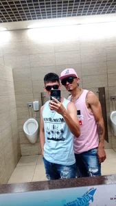 andbrysex kullanıcısının En pareja albümü -  5 fotoğraf