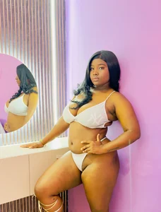 DanielaGil7 Public  5টি ছবি