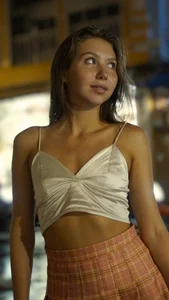 EveSiren's Lively City Sex Photo 1