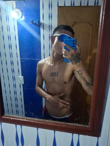 Public de Room_Sin_Reglas  8 Imagens