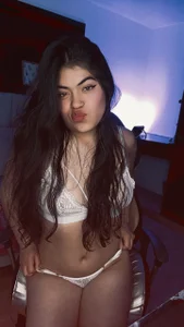 Katia_pretty_xのMy heart beats only for you! 💖の 3枚の写真