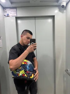 Connor de connor_lenox  Imagens