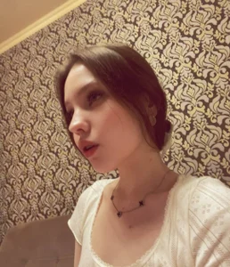 IsabellaMouto Vicky heeere 사진 3