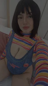 SamantaG wanna play? Pic