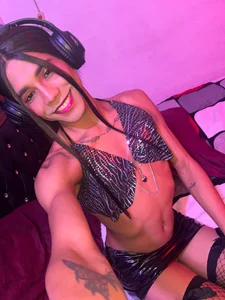 Julian_Akerman Do You think l’m cute?🙃😉 Kuva 2
