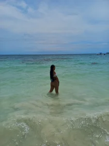 haileylovee2 kullanıcısının Beach 🏝️ albümü -  5 fotoğraf