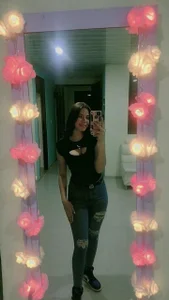 lunahototinparis18 Public Pic 7