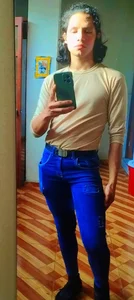 TylerBloom Hey i am Taylor <3  3টি ছবি