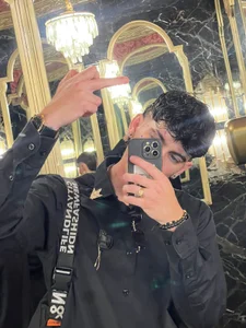 Handsomeboyss22 Public Pic 2