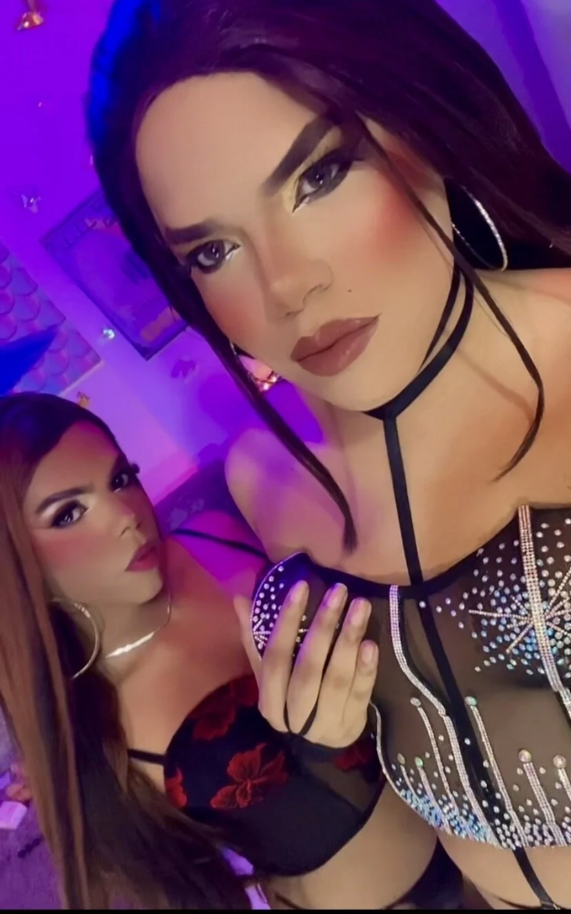 MISTRESS_999: Camila y Isabella ( 2 фото)