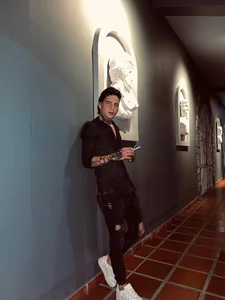 somethingsurprising's photo