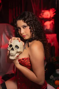 MarelynSummer Red Riding After Dark 🐺❤️ Billede